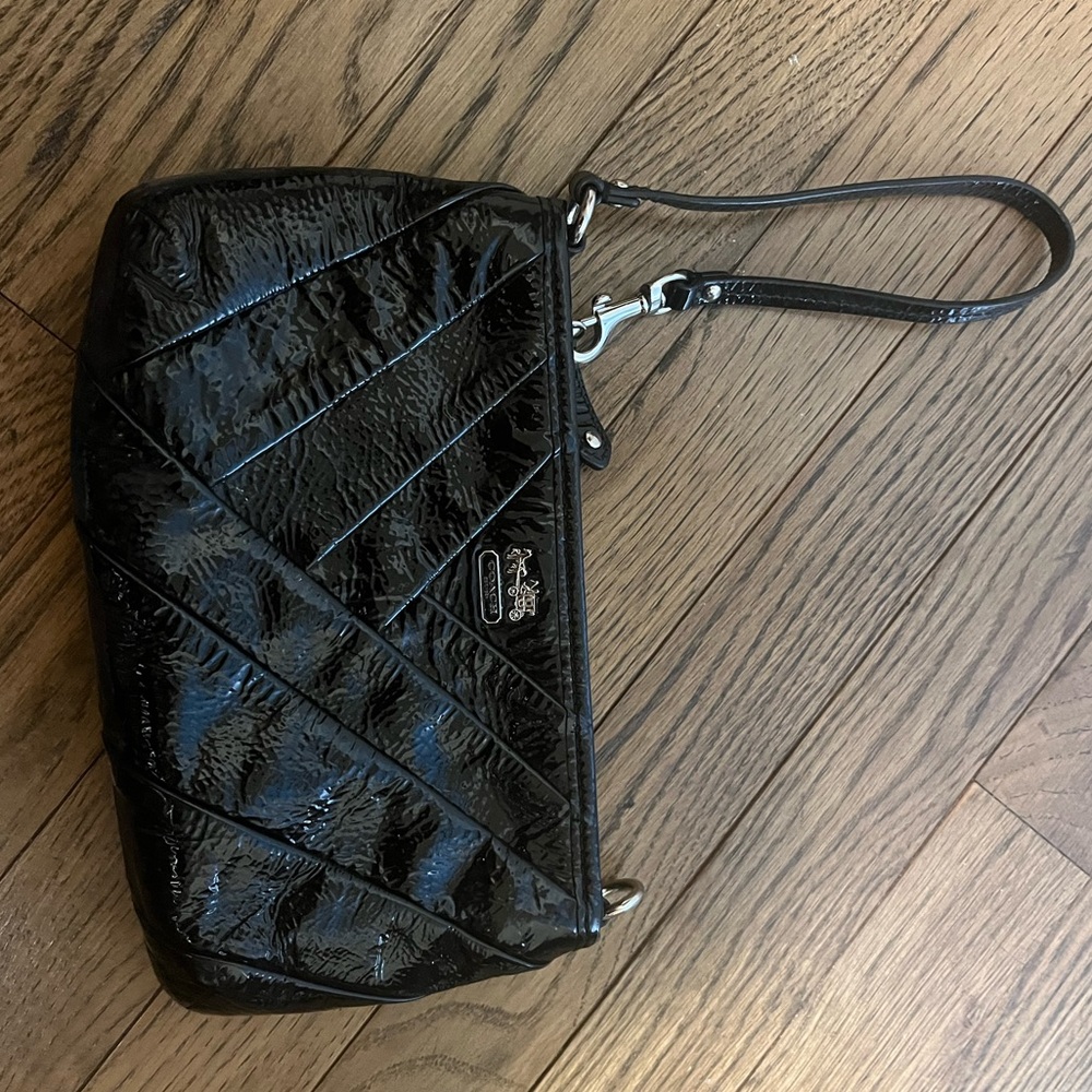 Coach wristlet patent leather